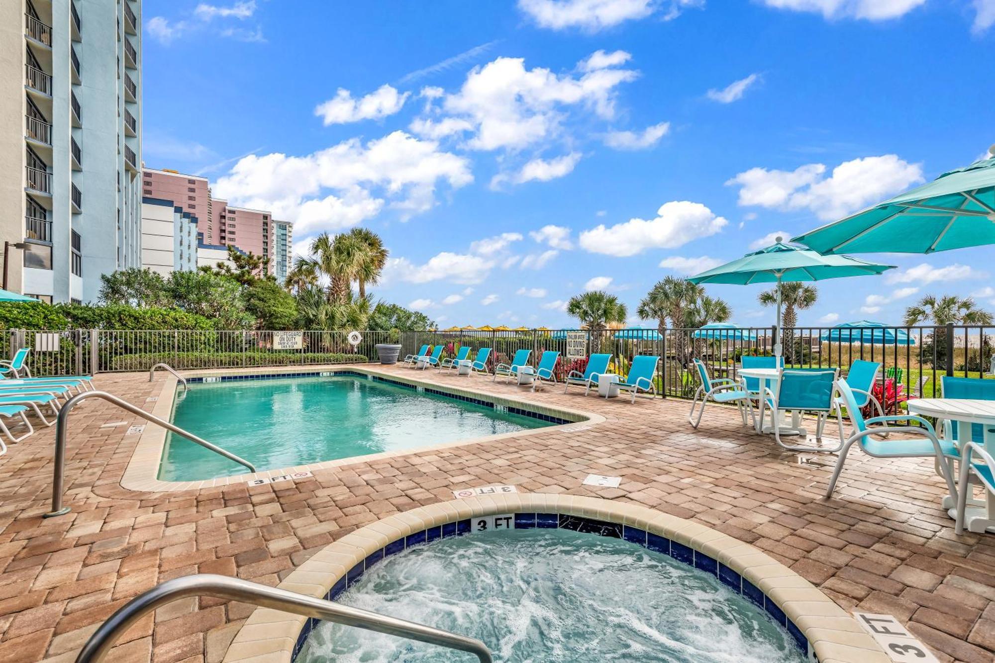 Ocean View Double Suite! Sleeps 4 Meridian Plaza 705 Миртл-Бич Экстерьер фото